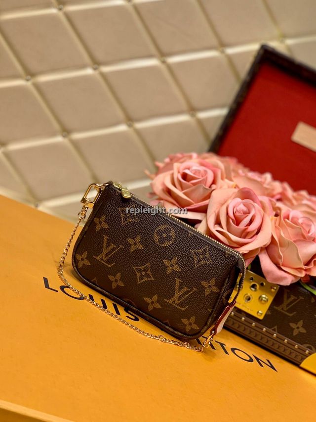 LOUIS VUITTON-M58009 모노그램 미니 포쉐트 악세사리