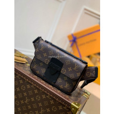 LOUIS VUITTON-M45807 루이비통 블랙 모노그램 마카사르 S 락 슬링 백