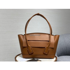 BOTTEGA VENETA-575941 보테가 베네타 우드 팔멜라토 가죽 아르코 48 백