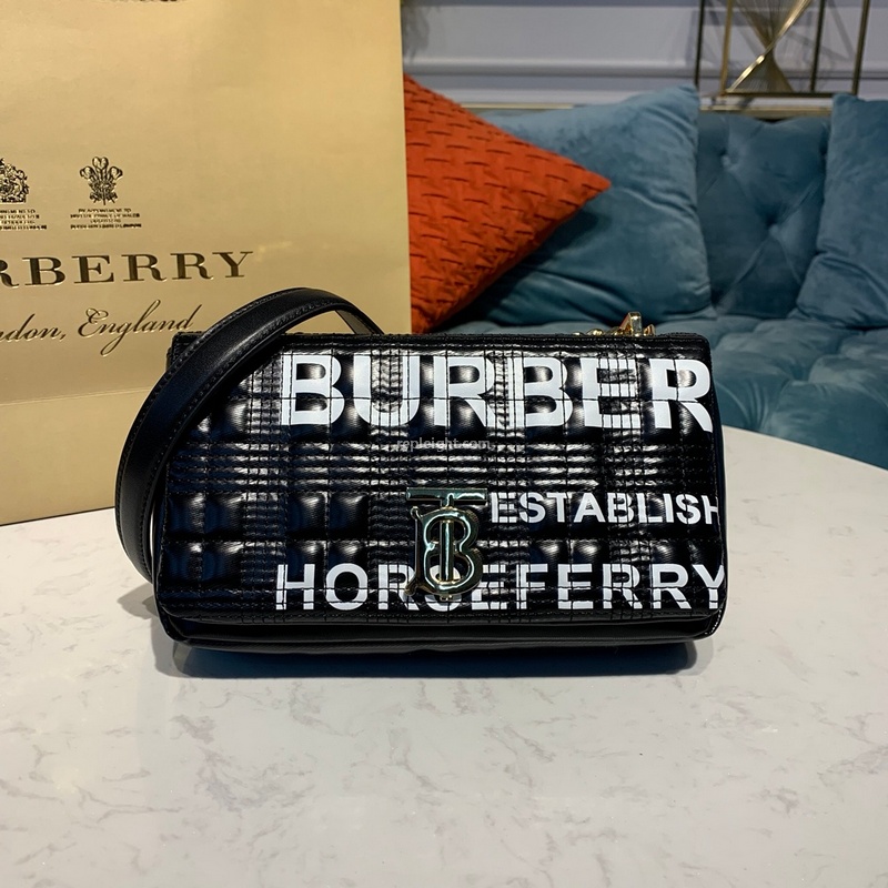 BURBERRY-80216191 버버리 블랙 스몰 호스페리 프린트 퀼팅 은장 롤라백