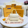 LOUIS VUITTON-M58928 루이비통 쿼르츠 에삐 클루니 미니