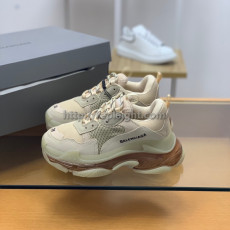 발렌시아가 4030100025 Balenciaga TRIPLE S CLEAR SOLE TRAINERS