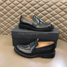 보테가 베네타 1030100070-24 Bottega Veneta 남성 레벨2