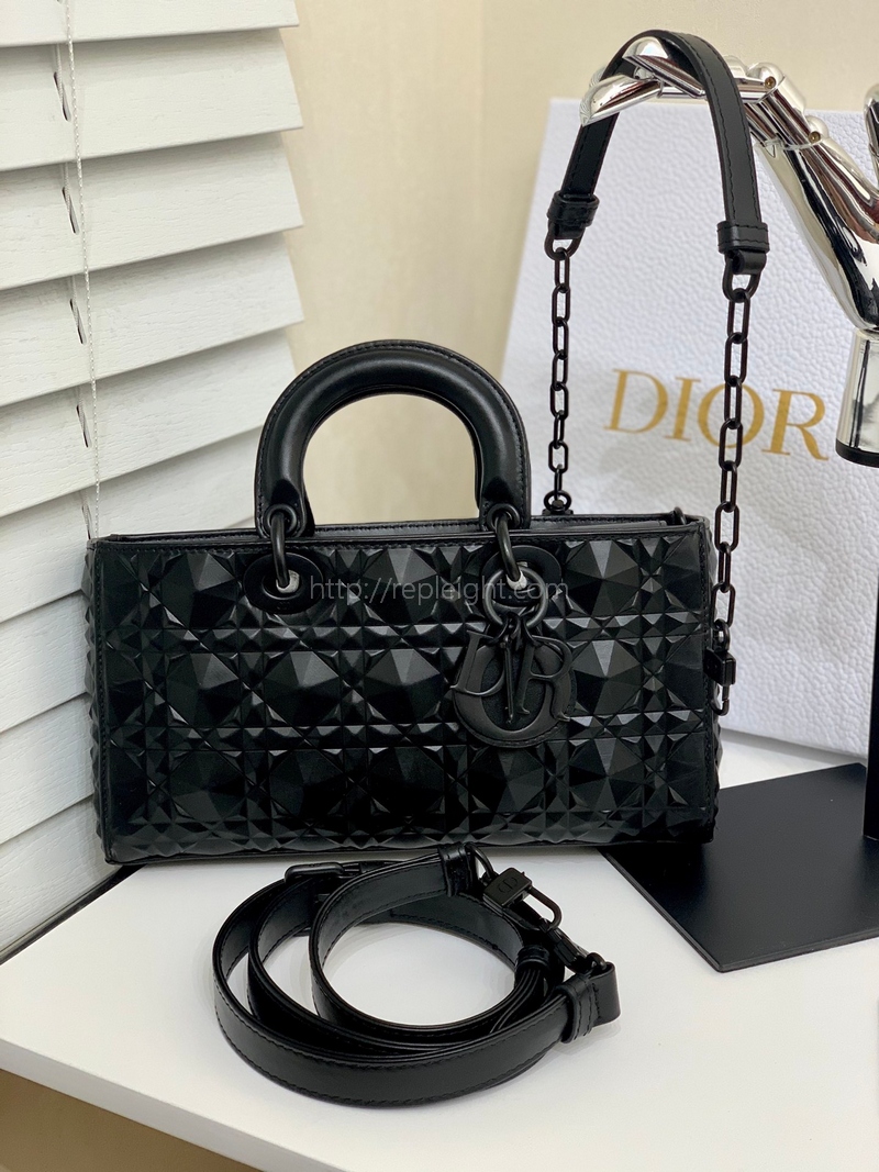 DIOR-M0540SNEA_M900-LADY D-JOY 백