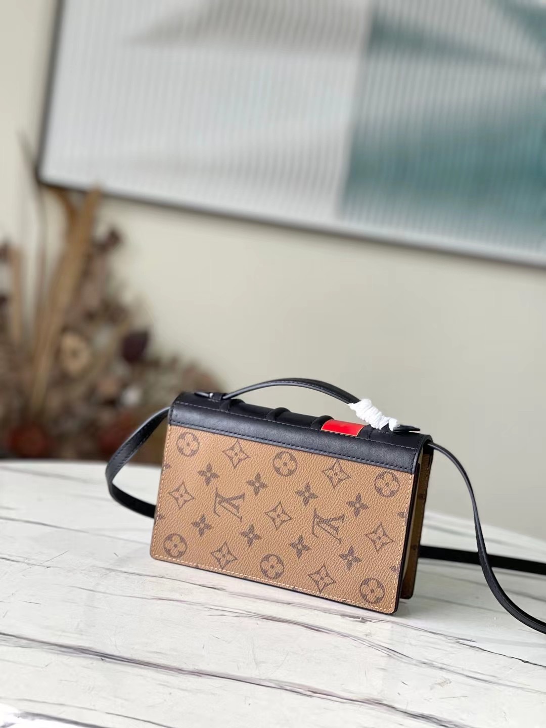 LOUIS VUITTON-M81830 루이비통 북 체인 월릿