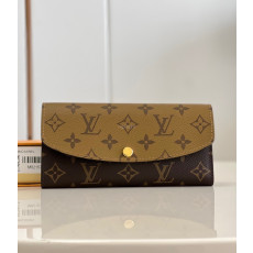 LOUIS VUITTON-m82157 에밀리 월릿