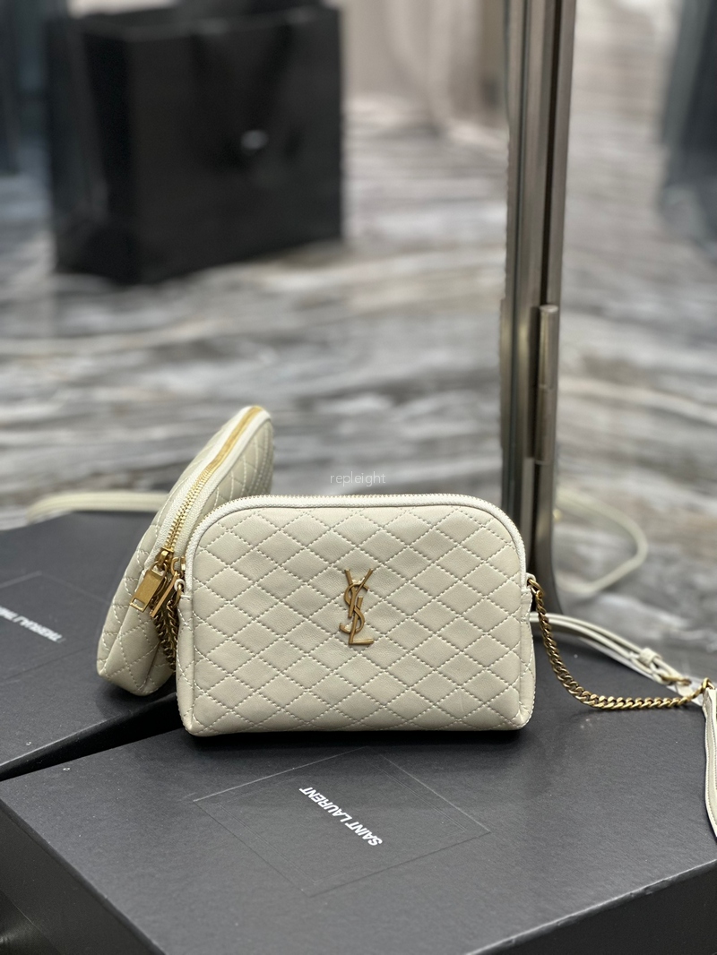 YSL-Saint Laurent 7336671EL079207 퀼트 램스킨 GABY 지퍼 파우치