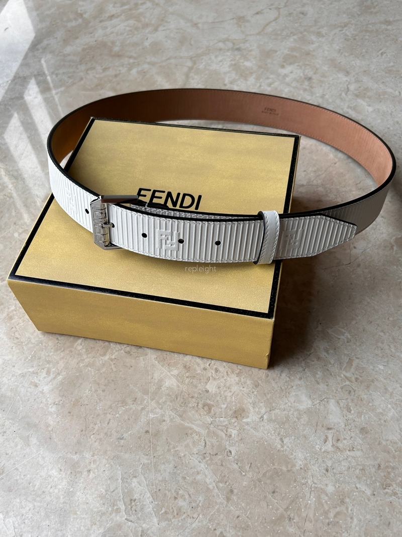 FENDI- 펜디 가죽 벨트 3.4CM (3)