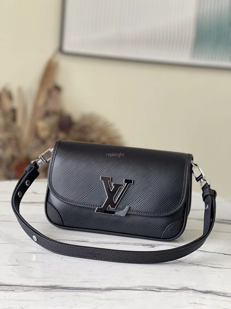 LOUIS VUITTON-M59386  부시