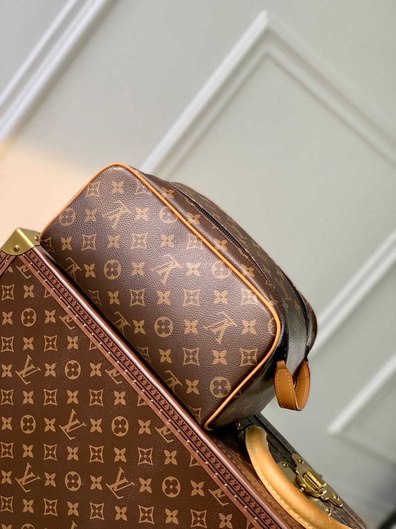 LOUIS VUITTON-M46696 돕 키트