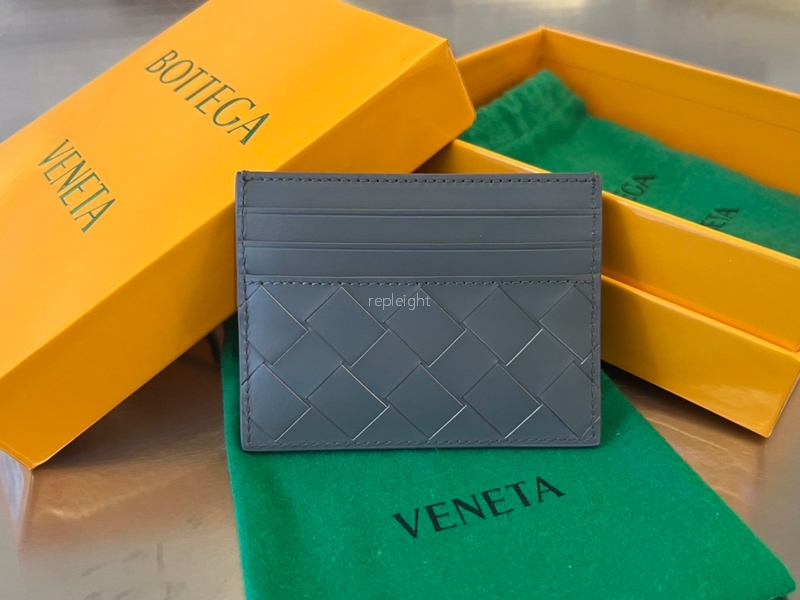 보테가 베네타- BOTTEGA VENETA 635057VCPQ31242 인트레치아토 카드 케이스