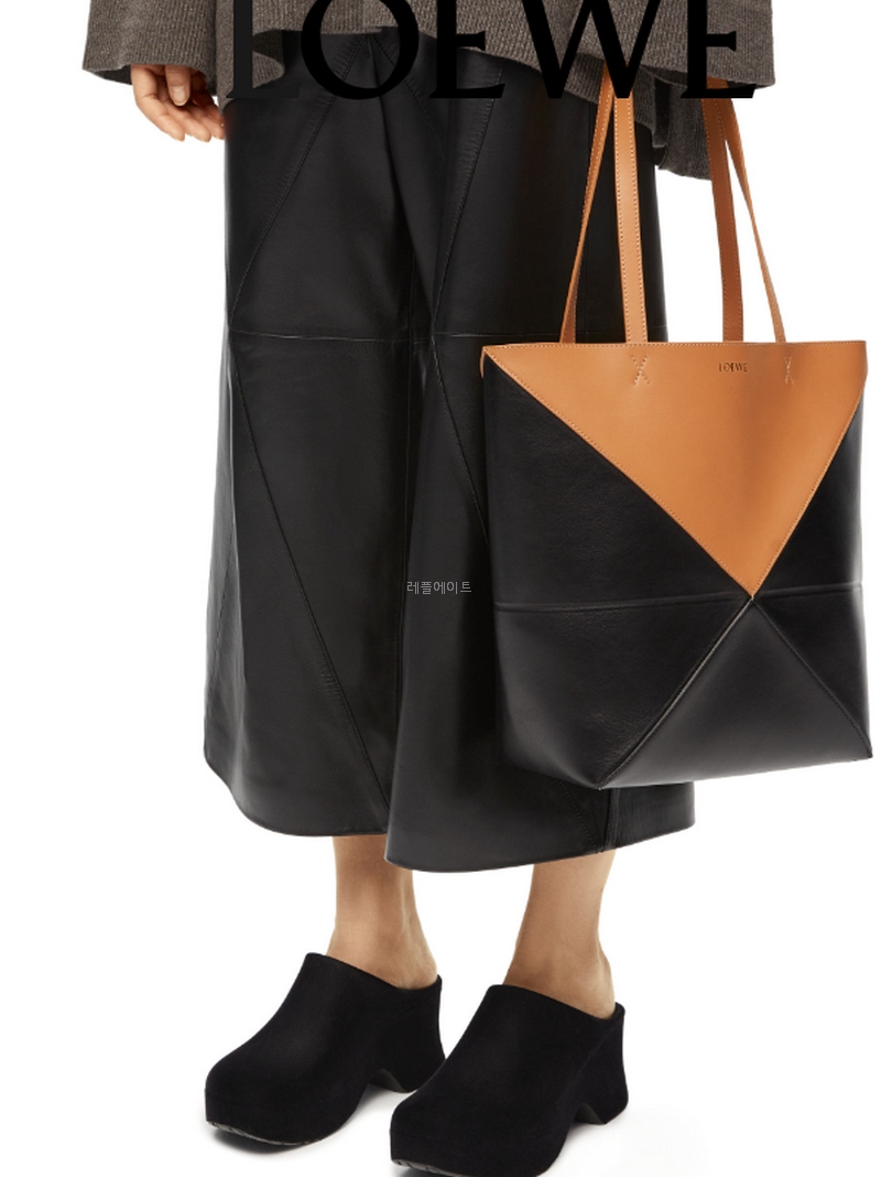 로에베 -LOEWE 0010947729 Puzzle Fold Tote in shiny calfskin