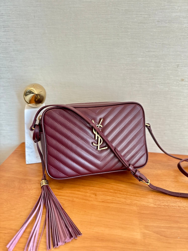 YSL- SAINT LAURENT 612544DV7076008 생 로랑 내추럴 테슬 장식 루 카메라 백