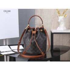 CELINE-116882FQM.04LU 셀린느  클라라백 - 트리옹프 캔버스